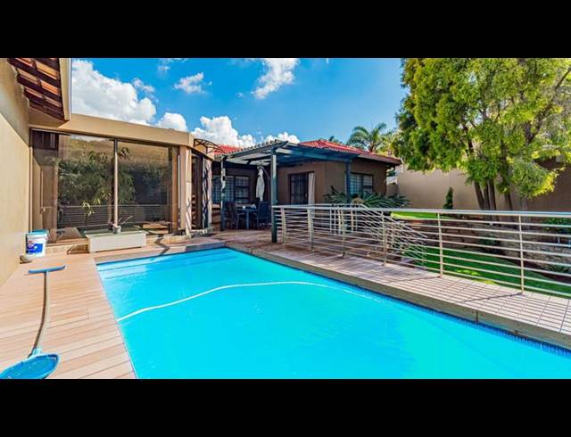 4 BEDROOM HOUSE FOR SALE IN MEYERSDAL ESTATE
